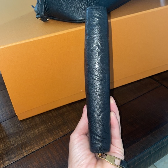 LV Zippy Empreinte Noir - Picture 4 of 7